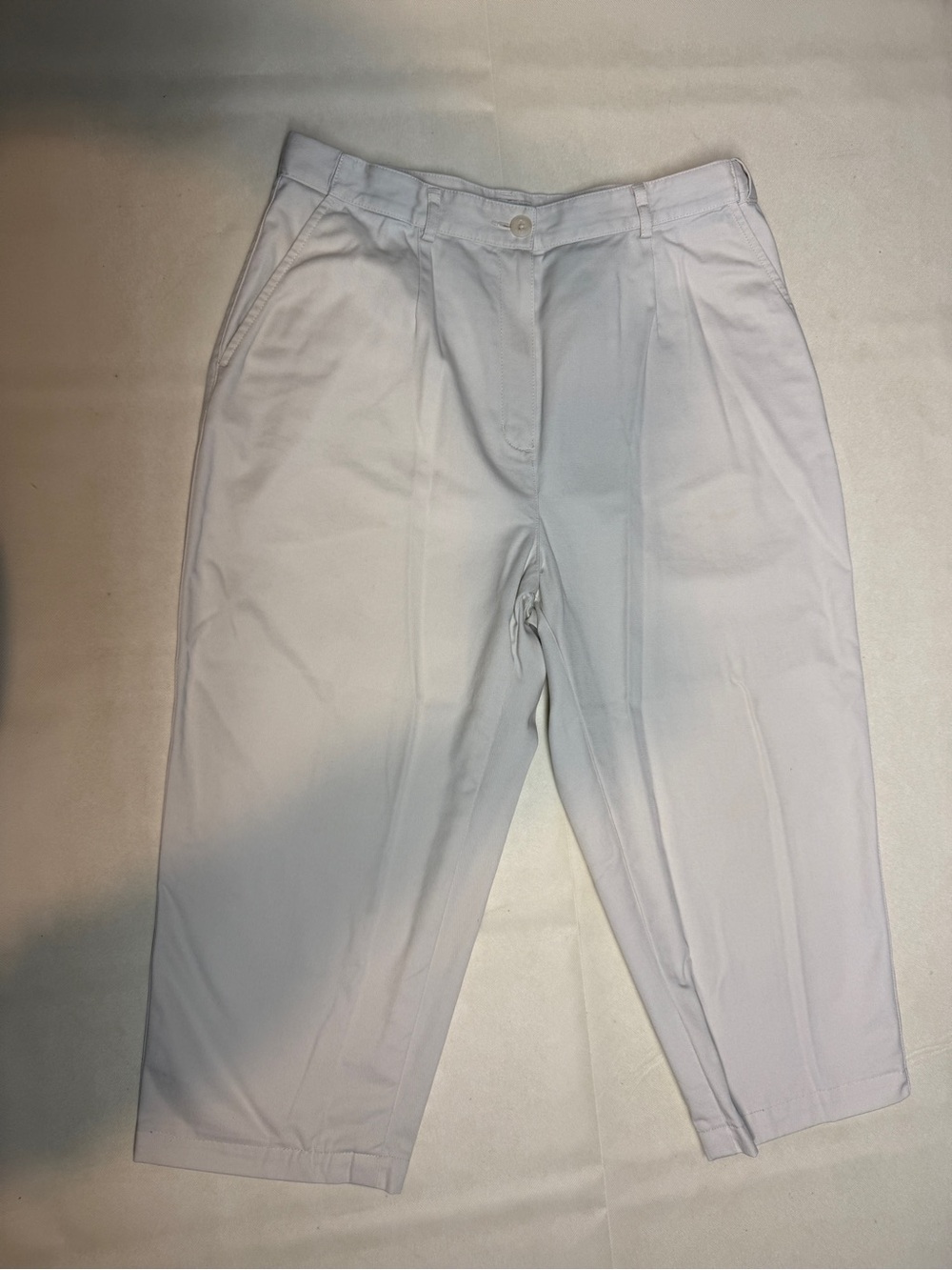 L.L. Bean Women's Capri Pleated Pants - White